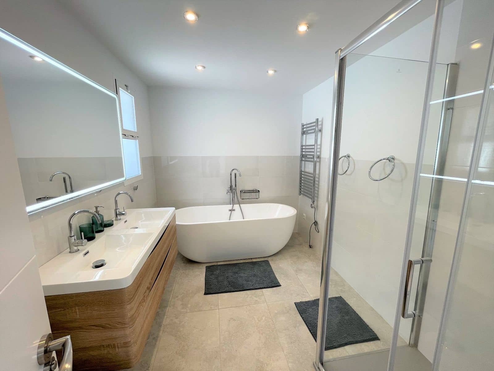 5 bedroom Villa for sale in Mijas Costa - € 1,345,000 (Ref: 9695040)