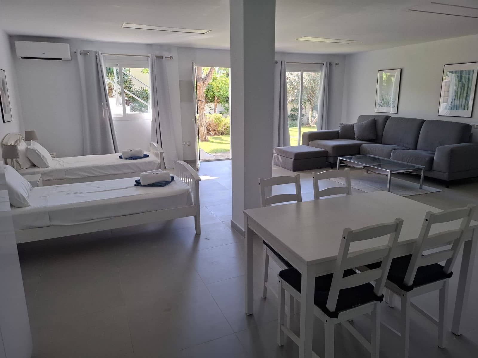 5 bedroom Villa for sale in Mijas Costa - € 1,345,000 (Ref: 9695040)