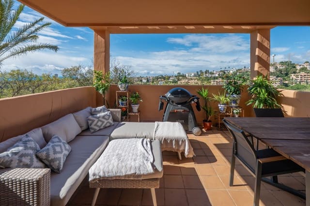 2 bedroom Apartment for sale in Elviria, Marbella - € 395,000 (Ref: 9695041)