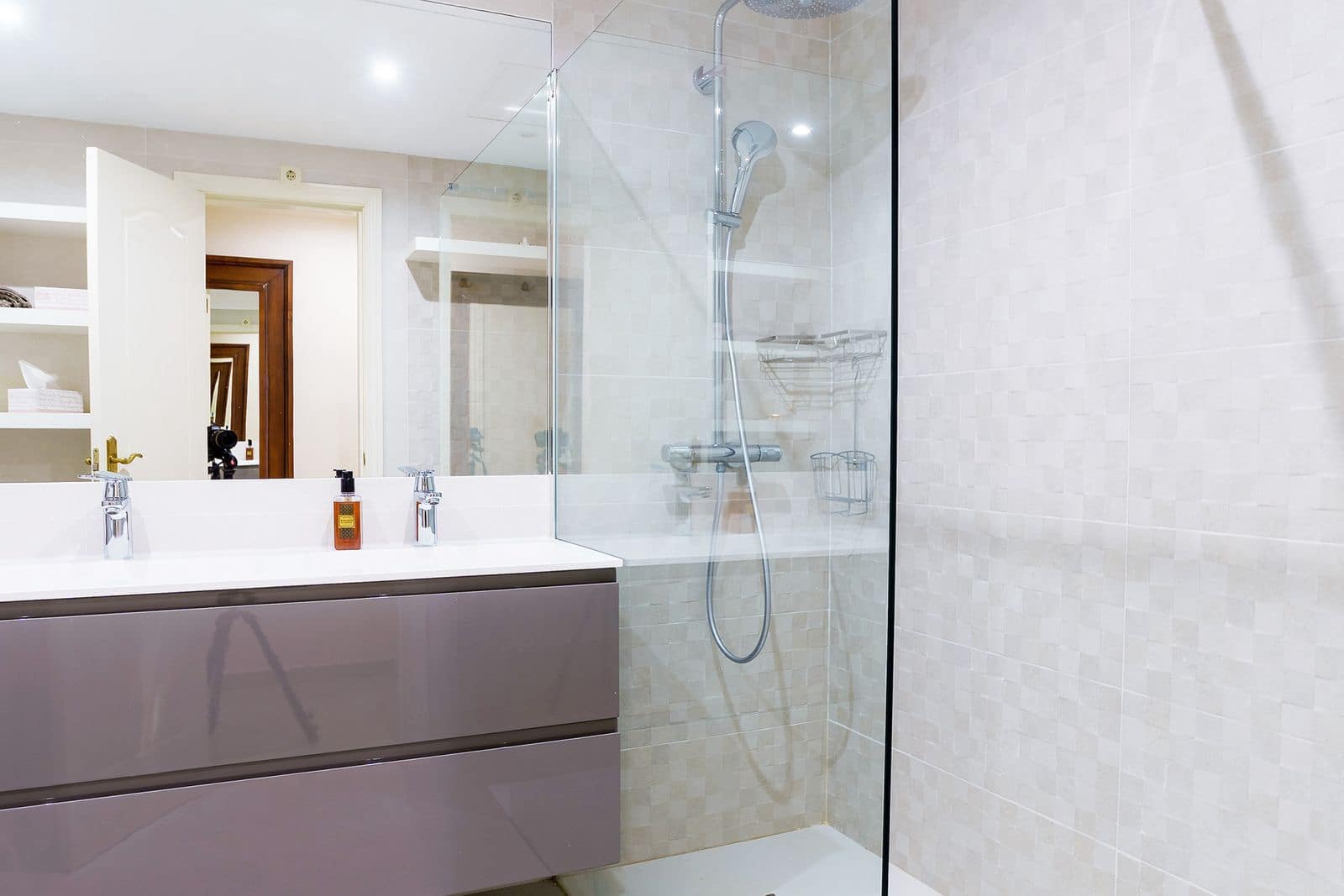 2 quarto Apartamento para venda em Puerto Banus - 950 000 € (Ref: 9695046)