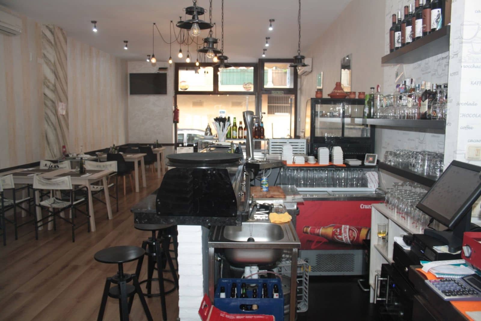 Restaurang/Bar till salu i Estepona - 350 000 € (Ref: 9695048)
