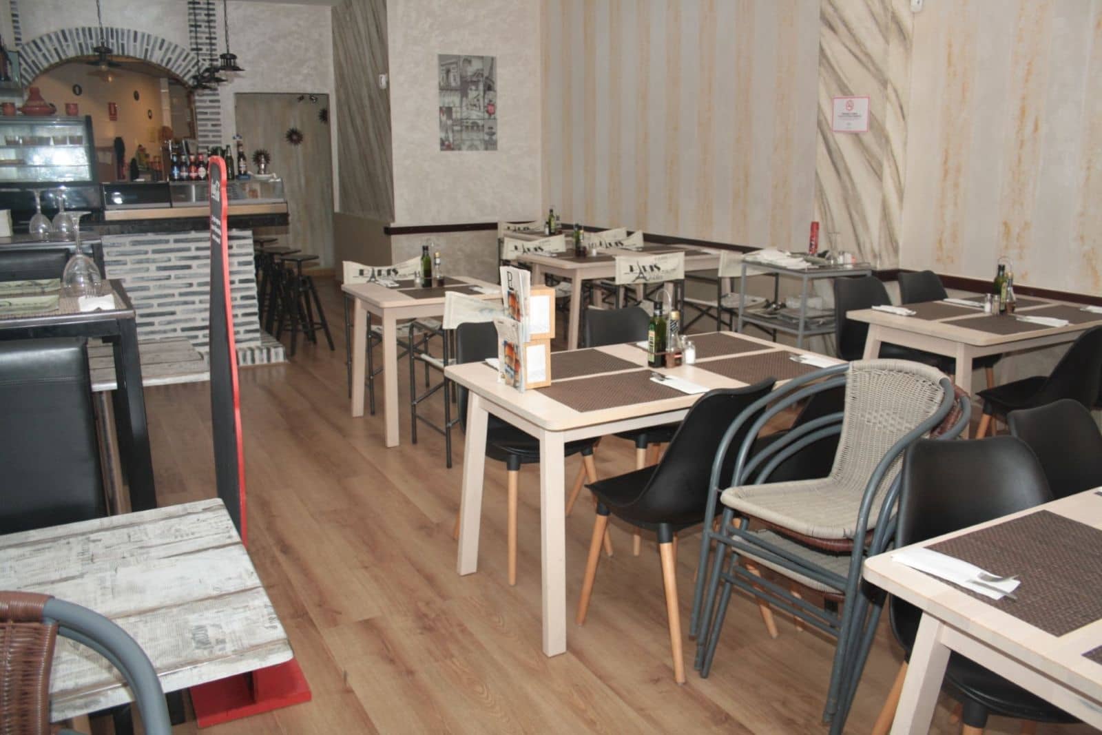 Restaurang/Bar till salu i Estepona - 350 000 € (Ref: 9695048)