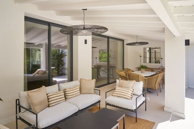 4 makuuhuone Omakotitalo myytävänä paikassa Nueva Andalucia, Marbella - 1 650 000 € (Ref: 9695049)