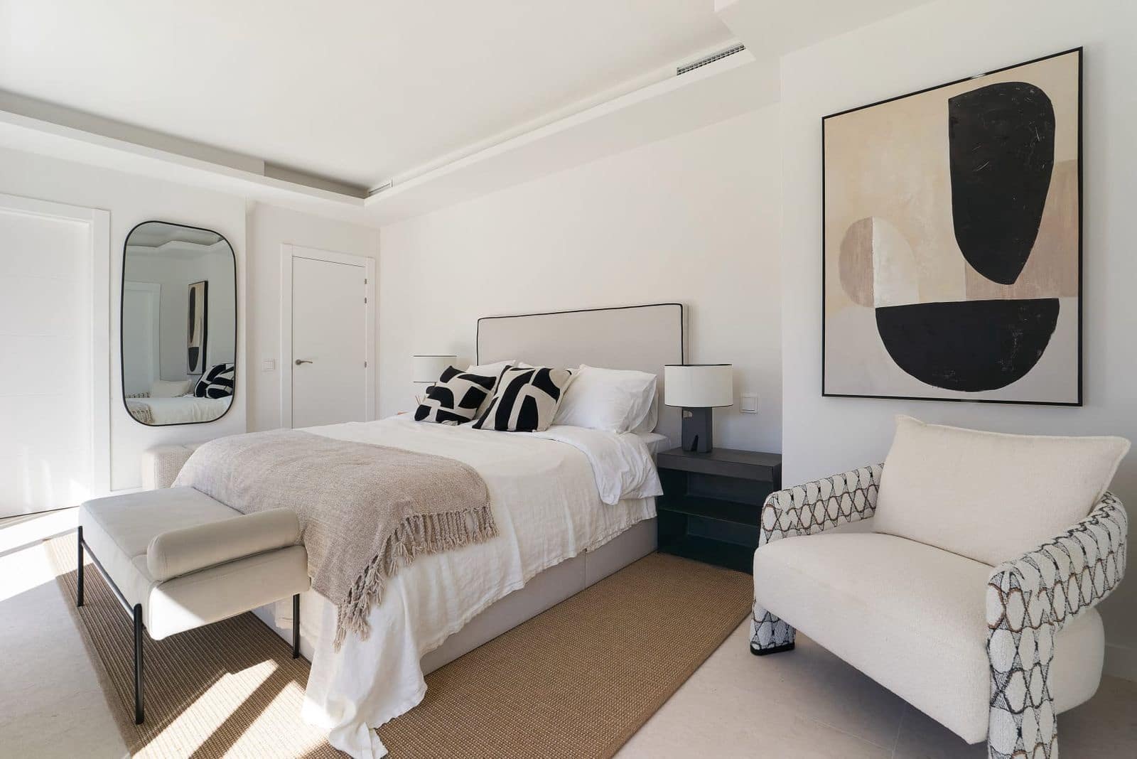 4 bedroom Townhouse for sale in Nueva Andalucia - € 1,650,000 (Ref: 9695049)