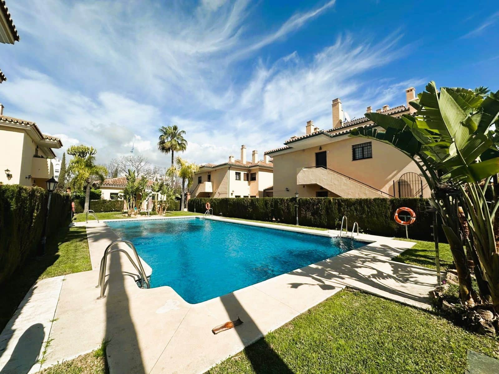 2 slaapkamer Appartement te koop in San Pedro de Alcantara - € 525.000 (Ref: 9695052)