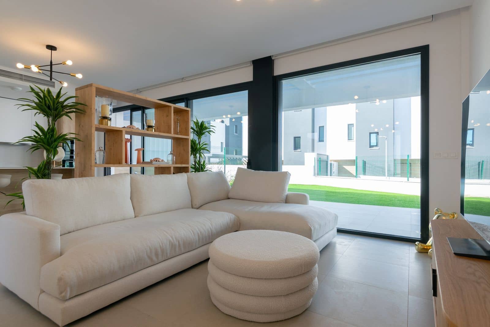 4 soveværelse Semi-Rækkehus til salg i Atalaya-Isdabe - € 950.000 (Ref: 9695055)