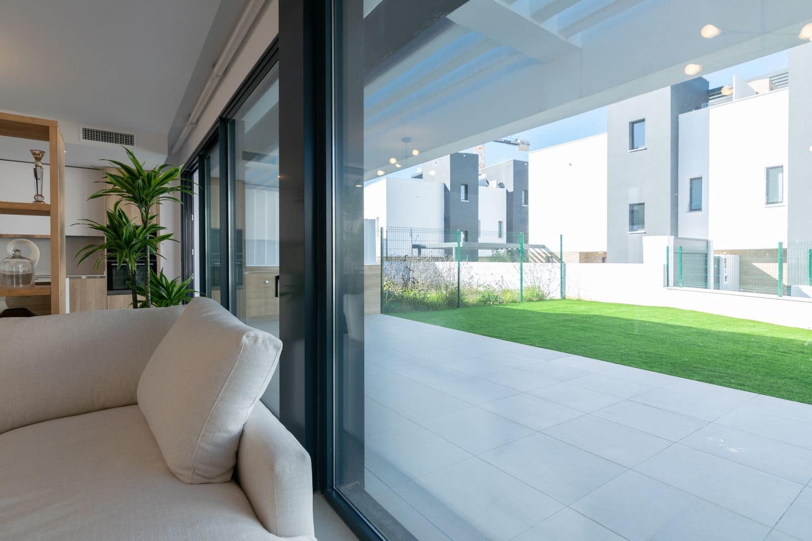 4 soveværelse Semi-Rækkehus til salg i Atalaya-Isdabe - € 950.000 (Ref: 9695055)