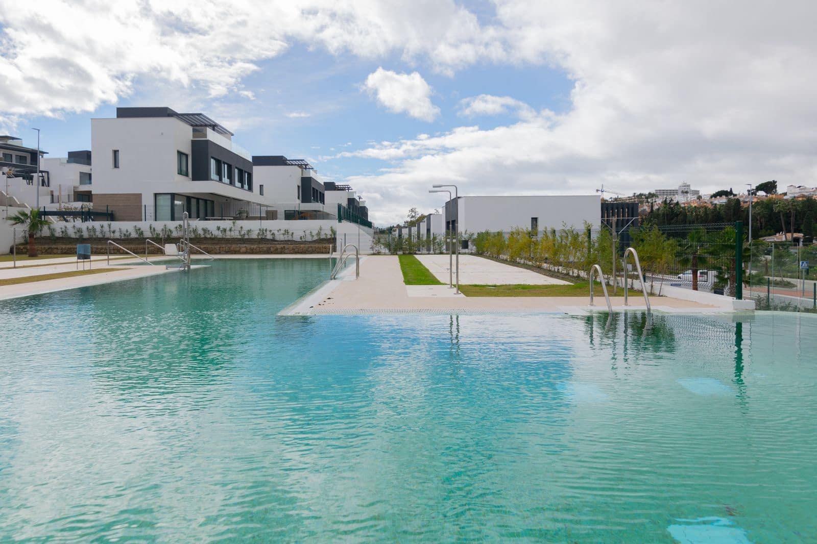 4 soveværelse Semi-Rækkehus til salg i Atalaya-Isdabe - € 950.000 (Ref: 9695055)