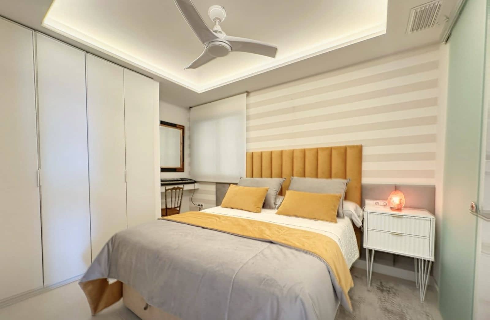 3 chambre Penthouse à vendre à New Golden Mile - 1 100 000 € (Ref: 9695093)