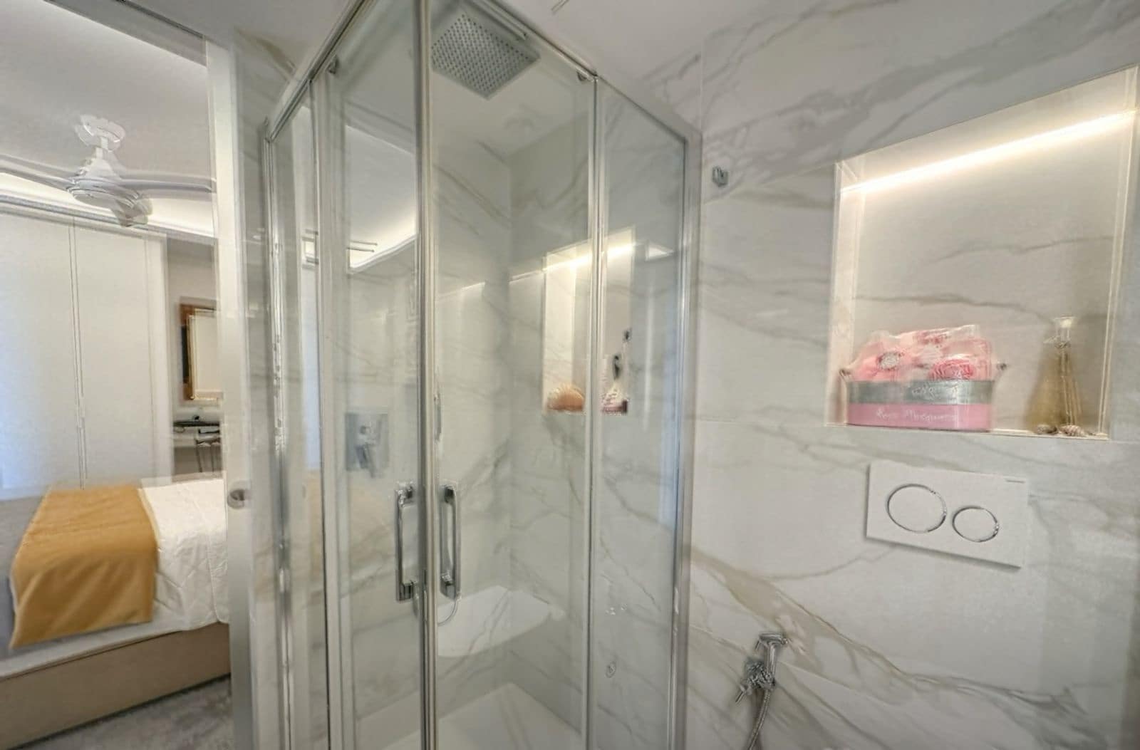 3 chambre Penthouse à vendre à New Golden Mile - 1 100 000 € (Ref: 9695093)