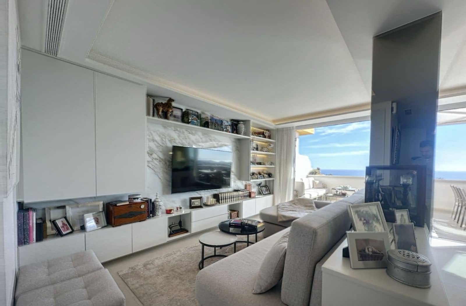 3 chambre Penthouse à vendre à New Golden Mile - 1 100 000 € (Ref: 9695093)