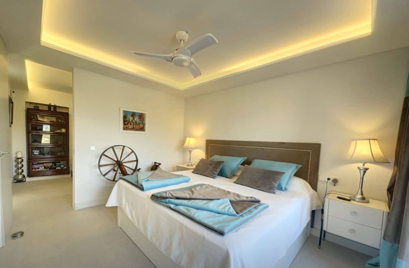 3 chambre Penthouse à vendre à New Golden Mile - 1 100 000 € (Ref: 9695093)