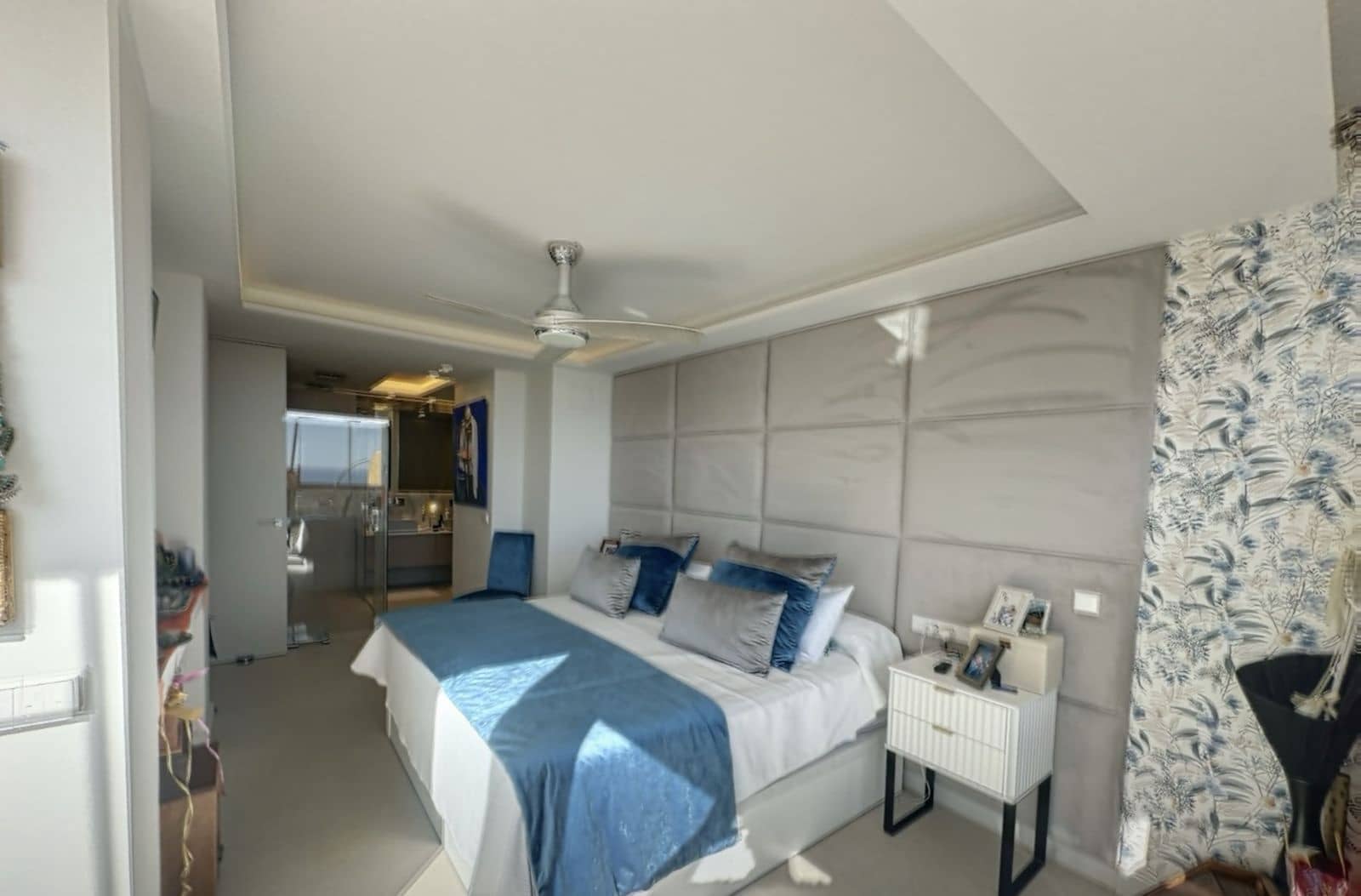 3 chambre Penthouse à vendre à New Golden Mile - 1 100 000 € (Ref: 9695093)