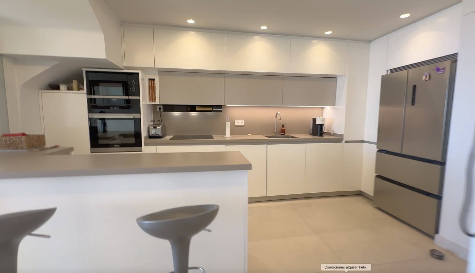 3 chambre Penthouse à vendre à New Golden Mile - 1 100 000 € (Ref: 9695093)