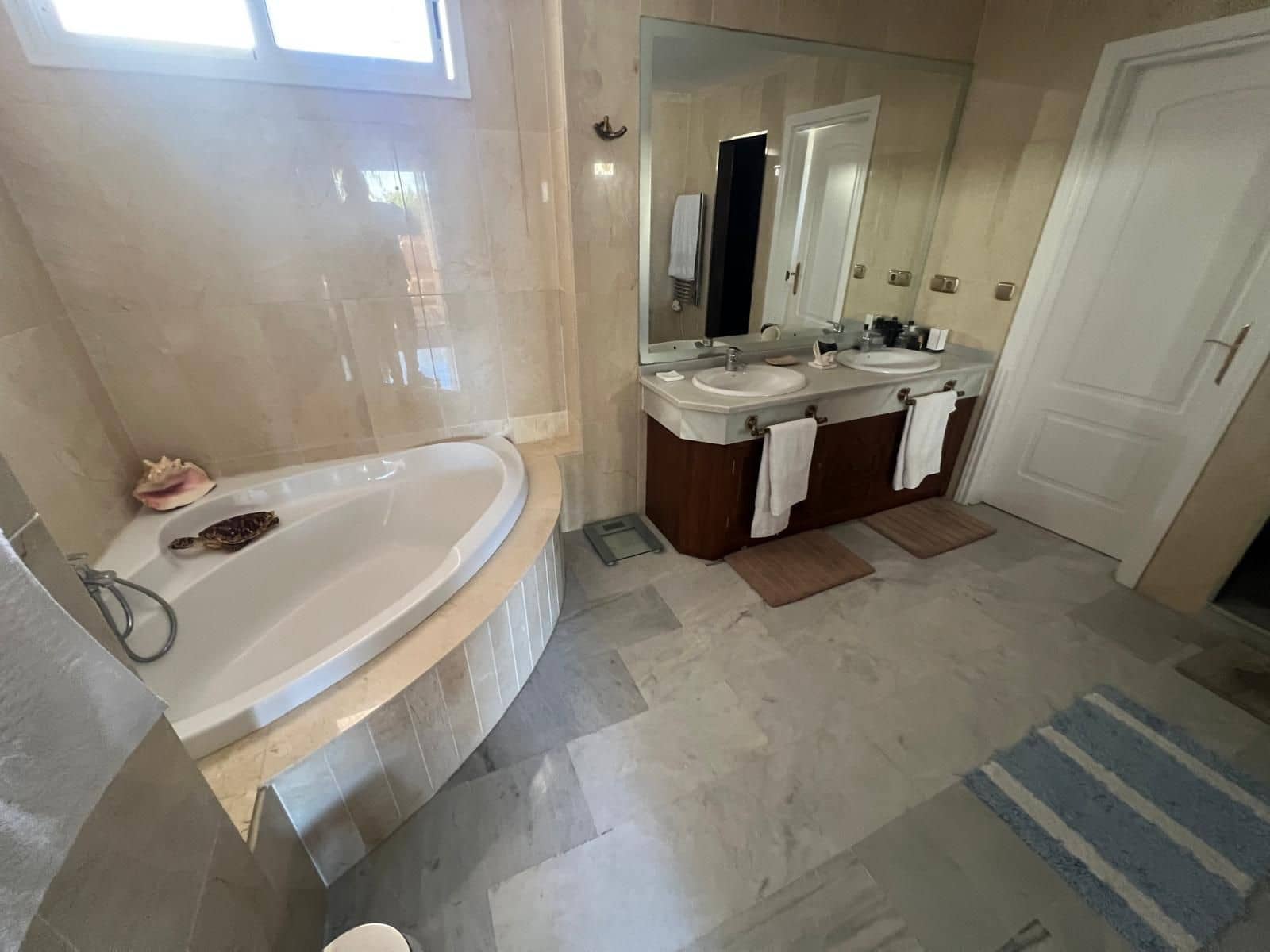 4 soveværelse Penthouse til salg i Guadalmina - € 950.000 (Ref: 9695094)