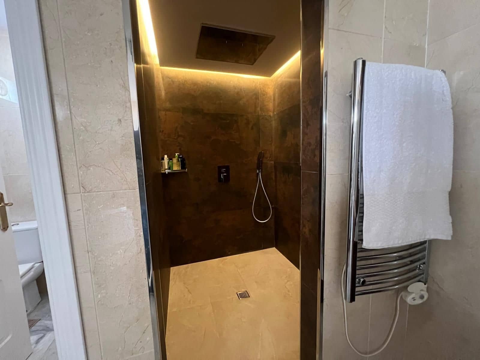 4 soveværelse Penthouse til salg i Guadalmina - € 950.000 (Ref: 9695094)