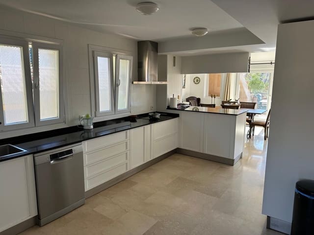 3 soveværelse Penthouse til salg i Sotogrande, San Roque - € 895.000 (Ref: 9695097)