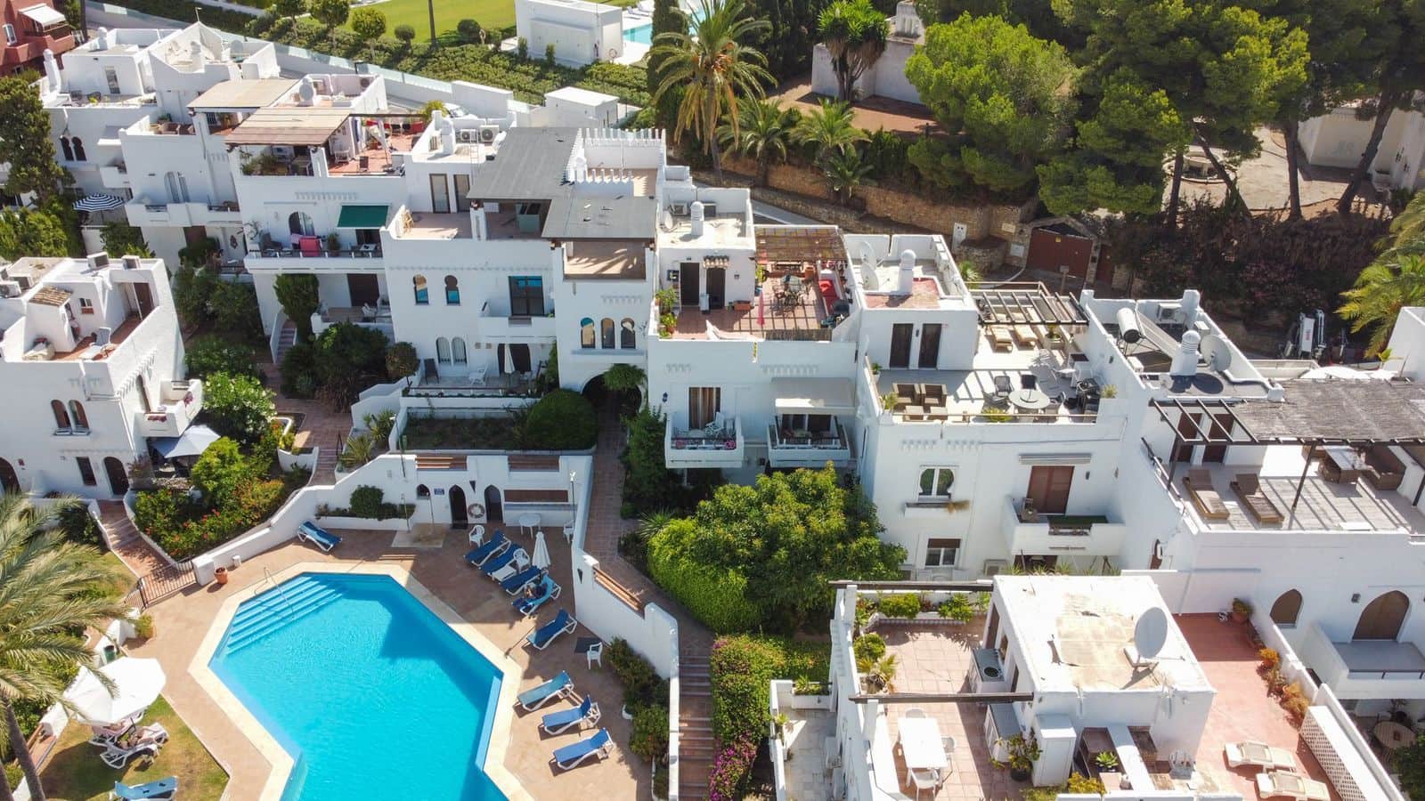 2 chambre Penthouse à vendre à Nueva Andalucia - 525 000 € (Ref: 9695099)