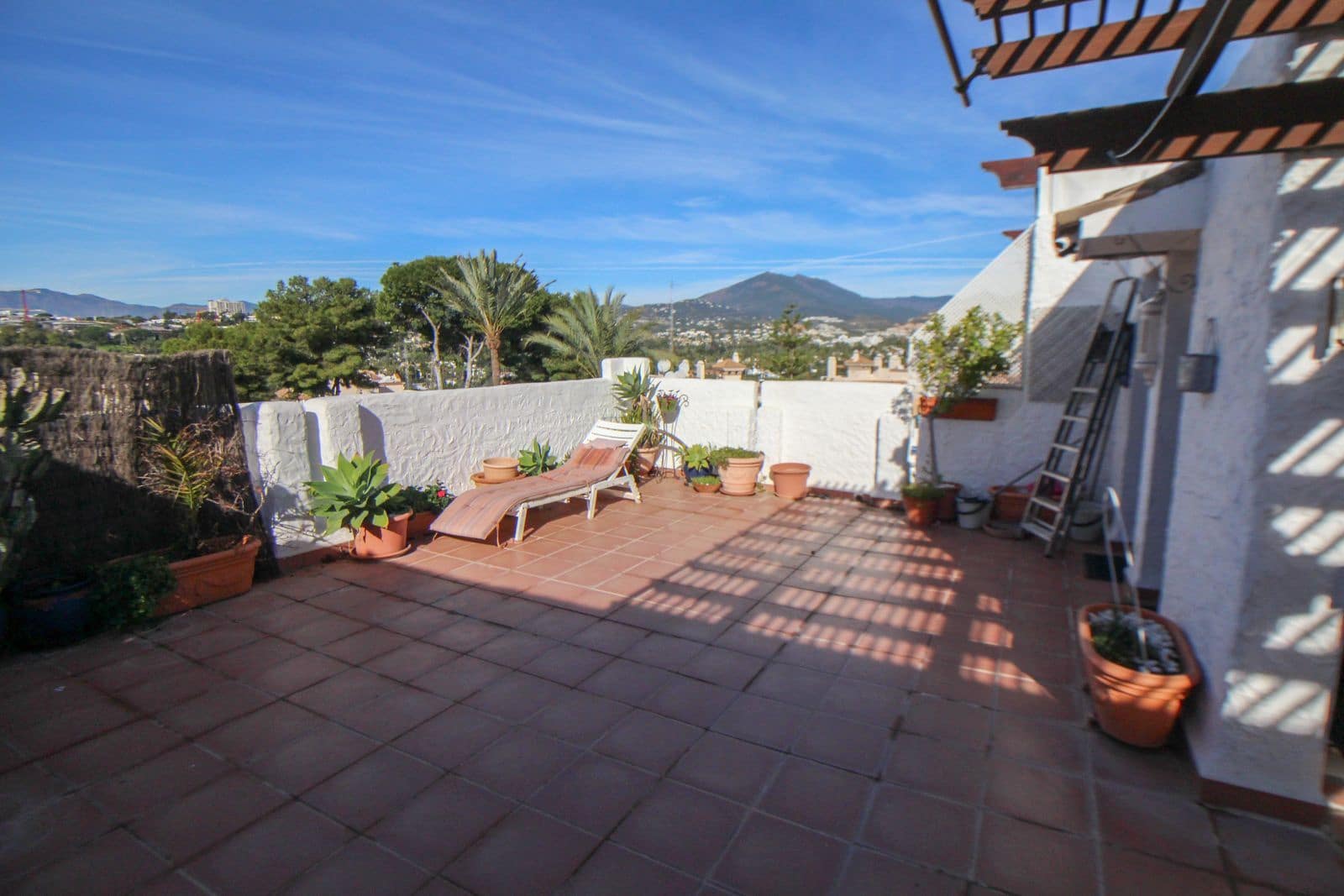 2 chambre Penthouse à vendre à Nueva Andalucia - 525 000 € (Ref: 9695099)