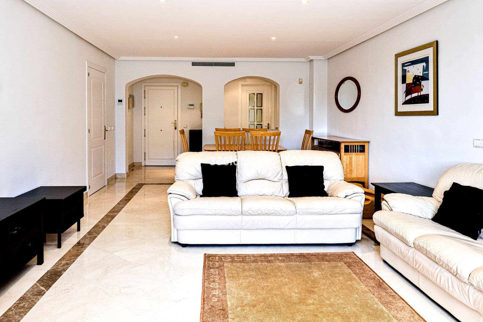 5 sypialnia Penthouse na sprzedaż w Benahavis - 998 000 € (Ref: 9695101)