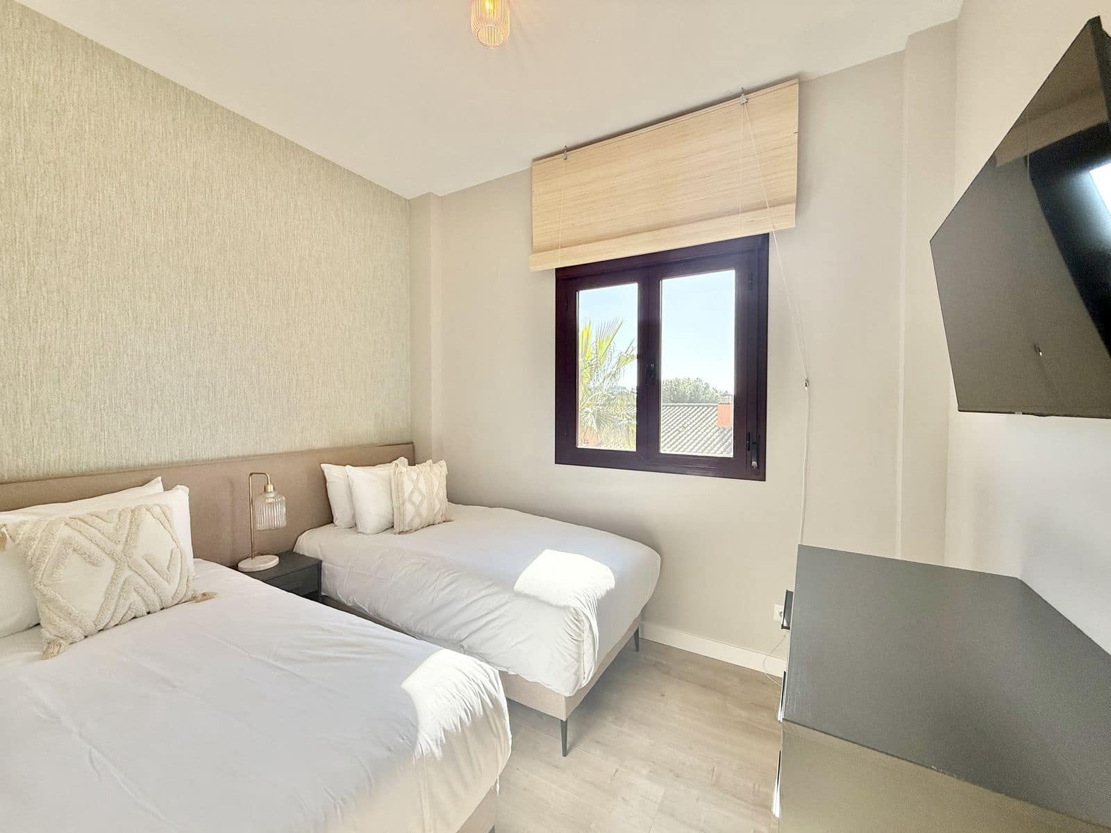 3 quarto Penthouse para venda em Benahavis - 465 000 € (Ref: 9695102)