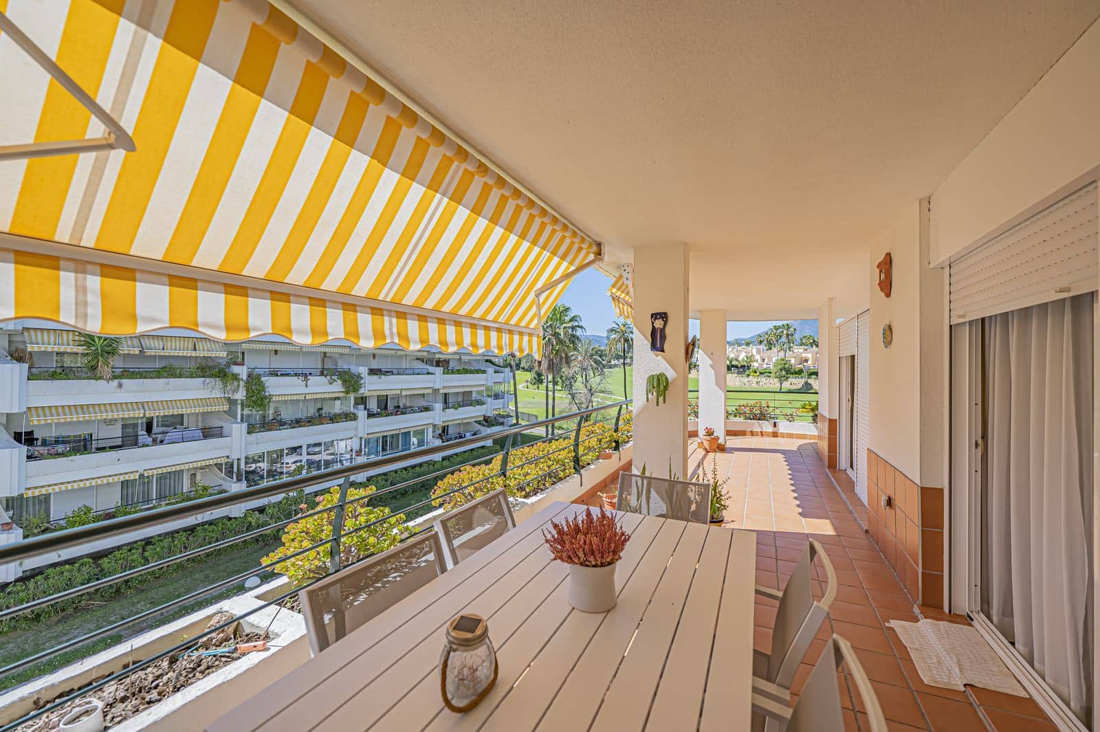 3 soverom Leilighet til salgs i Guadalmina - € 585 000 (Ref: 9738660)