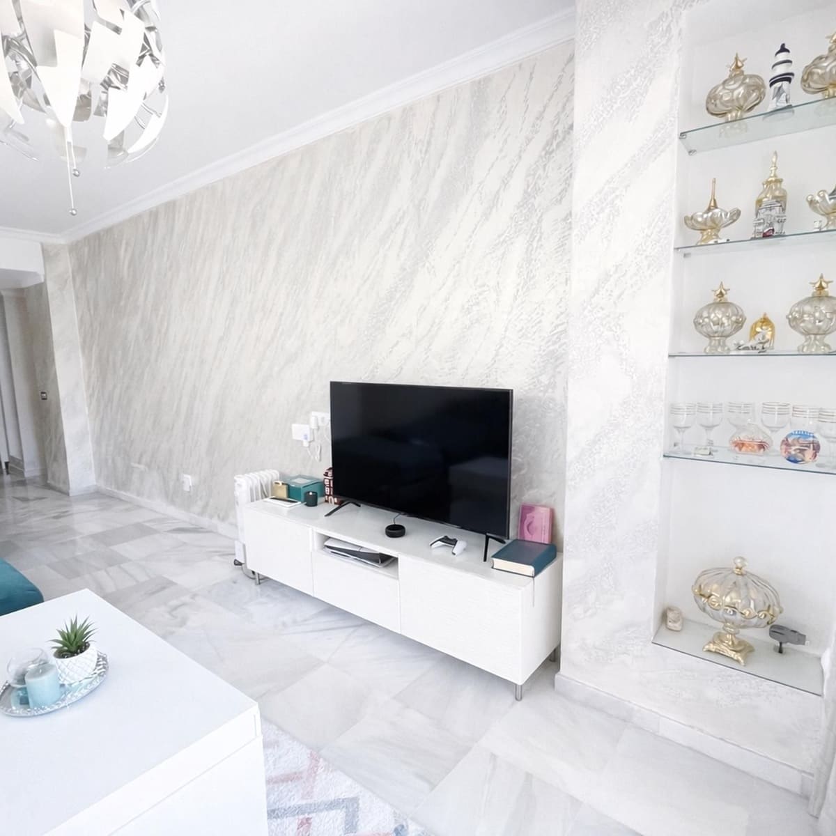 2 bedroom Apartment for sale in Aloha Golf - € 405,000 (Ref: 9738662)