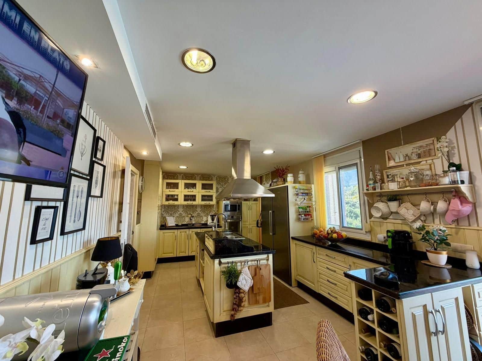 4 sovrum Takvåning till salu i Estepona - 514 800 € (Ref: 9738664)