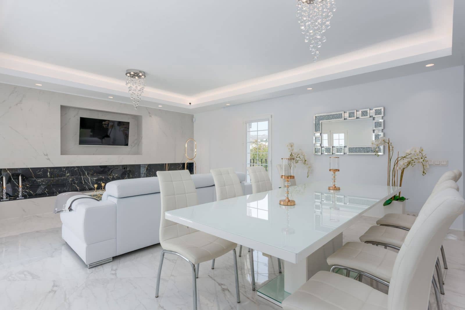 3 soveværelse Byhus til salg i Nueva Andalucia - € 1.050.000 (Ref: 9738669)