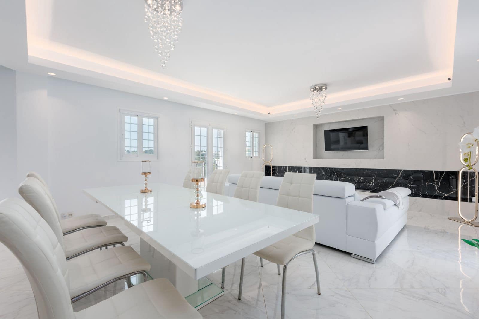 3 soveværelse Byhus til salg i Nueva Andalucia - € 1.050.000 (Ref: 9738669)