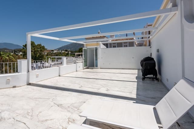 3 soveværelse Byhus til salg i Nueva Andalucia, Marbella - € 1.050.000 (Ref: 9738669)