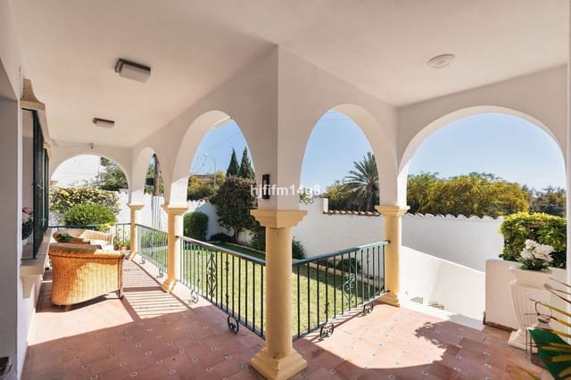 4 chambre Villa/Maison à vendre à Nueva Andalucia, Marbella - 745 000 € (Ref: 9738670)