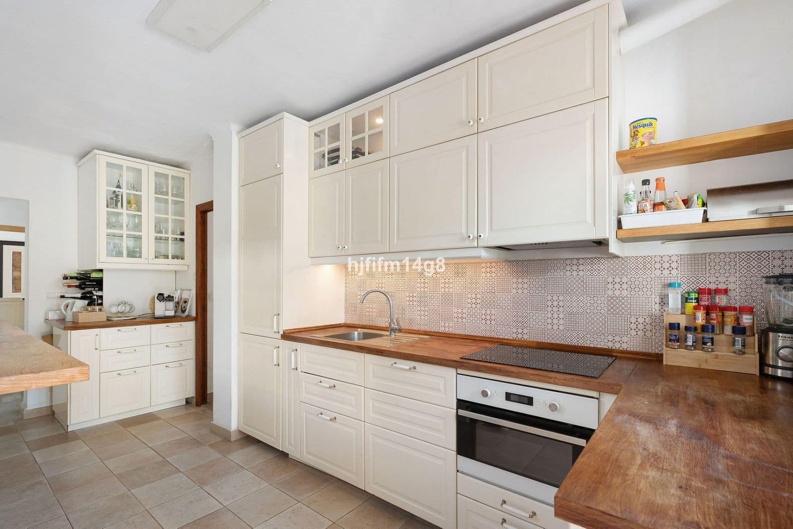 4 sypialnia Willa na sprzedaż w Nueva Andalucia - 745 000 € (Ref: 9738670)