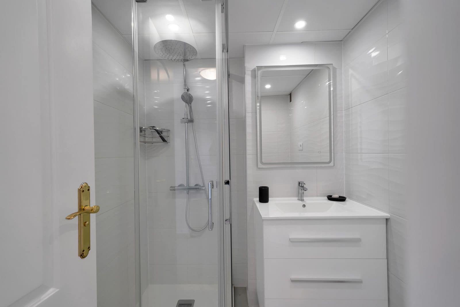 2 sovrum Takvåning till salu i Estepona - 385 000 € (Ref: 9738671)