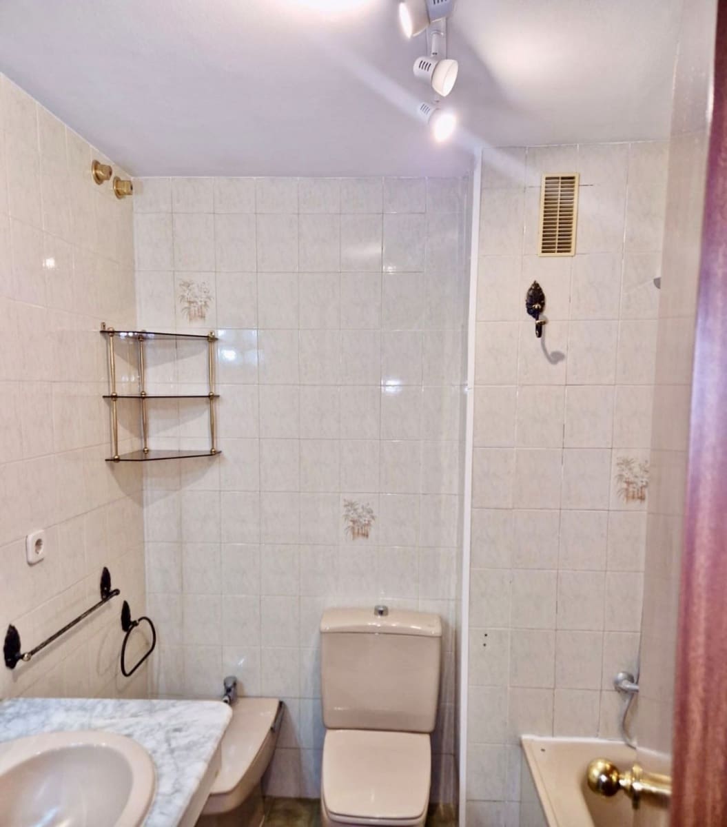 3 bedroom Apartment for sale in San Pedro de Alcantara - € 349,000 (Ref: 9738673)