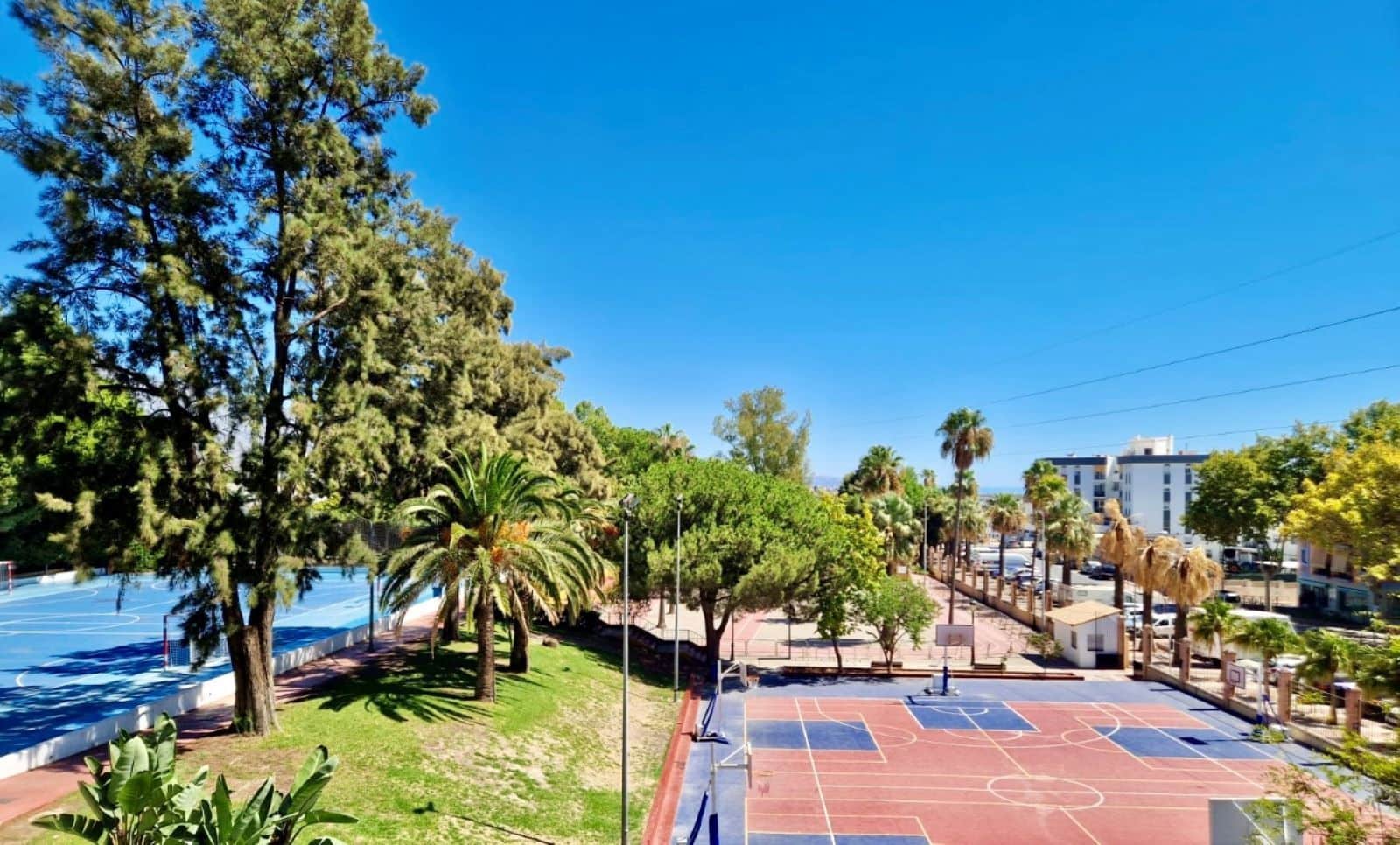 3 bedroom Apartment for sale in San Pedro de Alcantara - € 349,000 (Ref: 9738673)