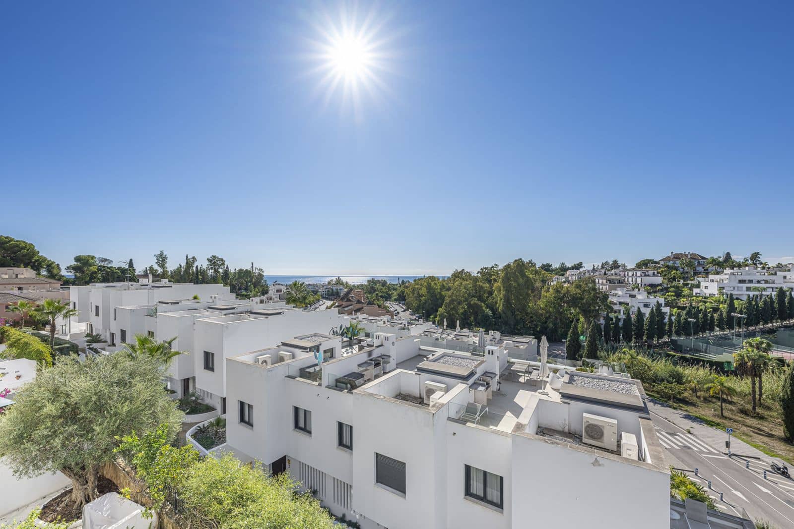 4 quarto Casa em Banda para venda em Golden Mile - 2 195 000 € (Ref: 9738674)