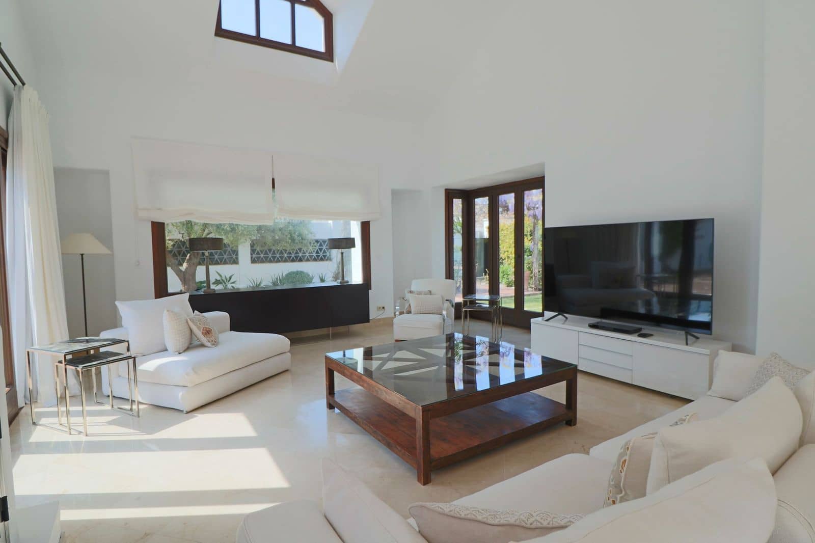 5 slaapkamer Villa te koop in Guadalmina - € 1.950.000 (Ref: 9738676)
