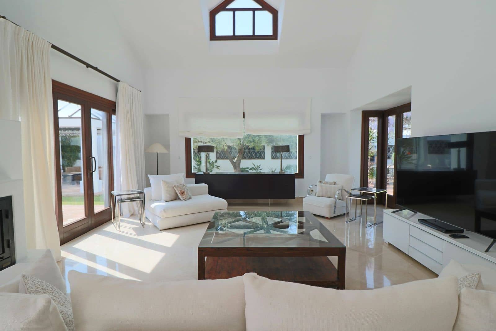 5 slaapkamer Villa te koop in Guadalmina - € 1.950.000 (Ref: 9738676)