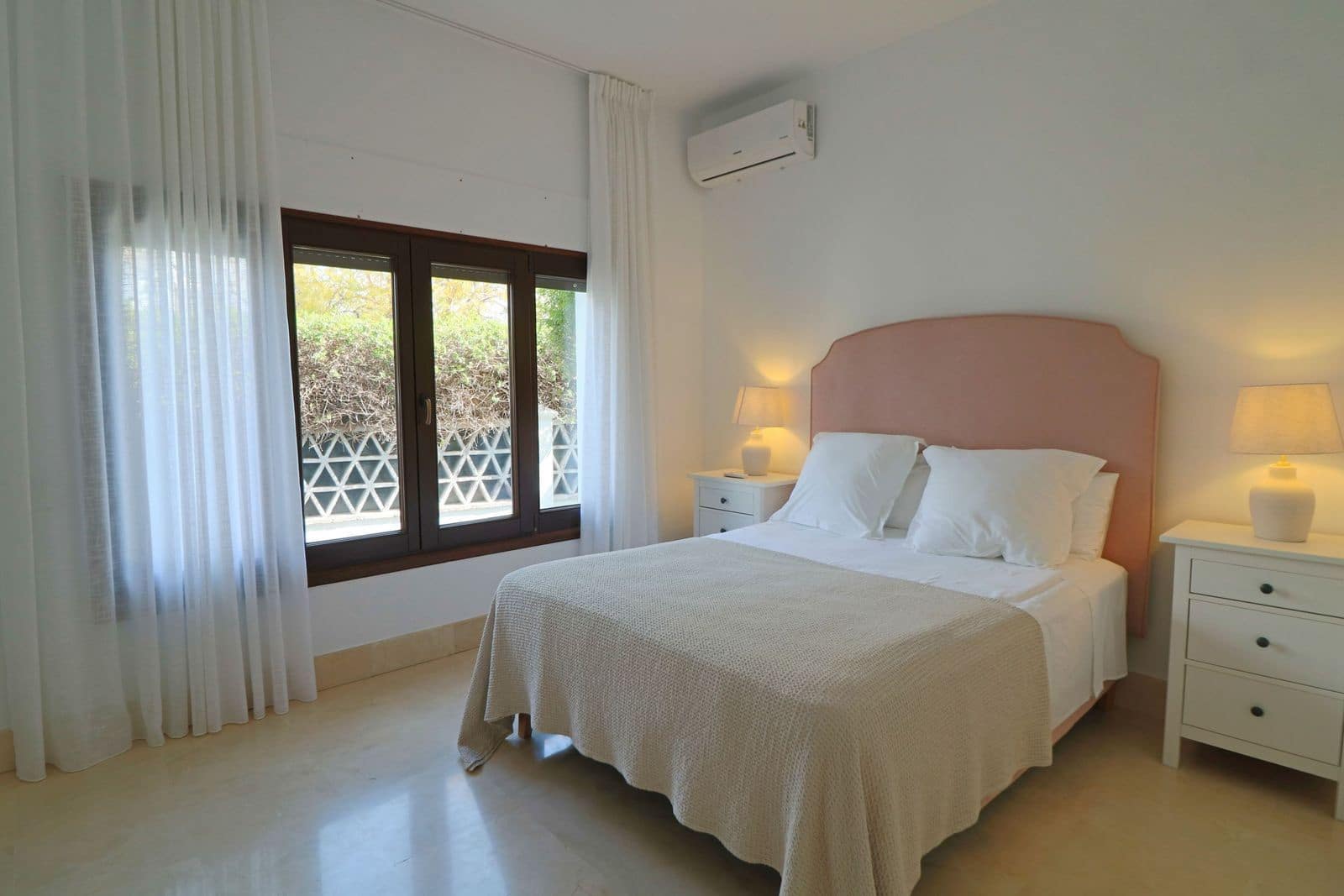 5 slaapkamer Villa te koop in Guadalmina - € 1.950.000 (Ref: 9738676)