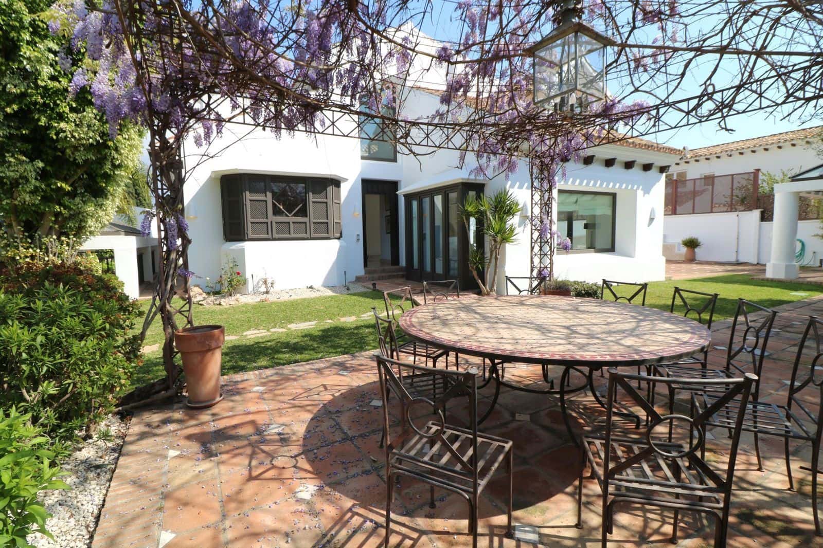 5 slaapkamer Villa te koop in Guadalmina - € 1.950.000 (Ref: 9738676)