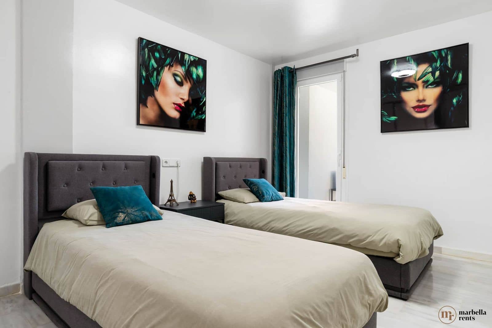 6 chambre Villa/Maison Semi-Mitoyenne à vendre à Marbella - 1 200 000 € (Ref: 9738677)