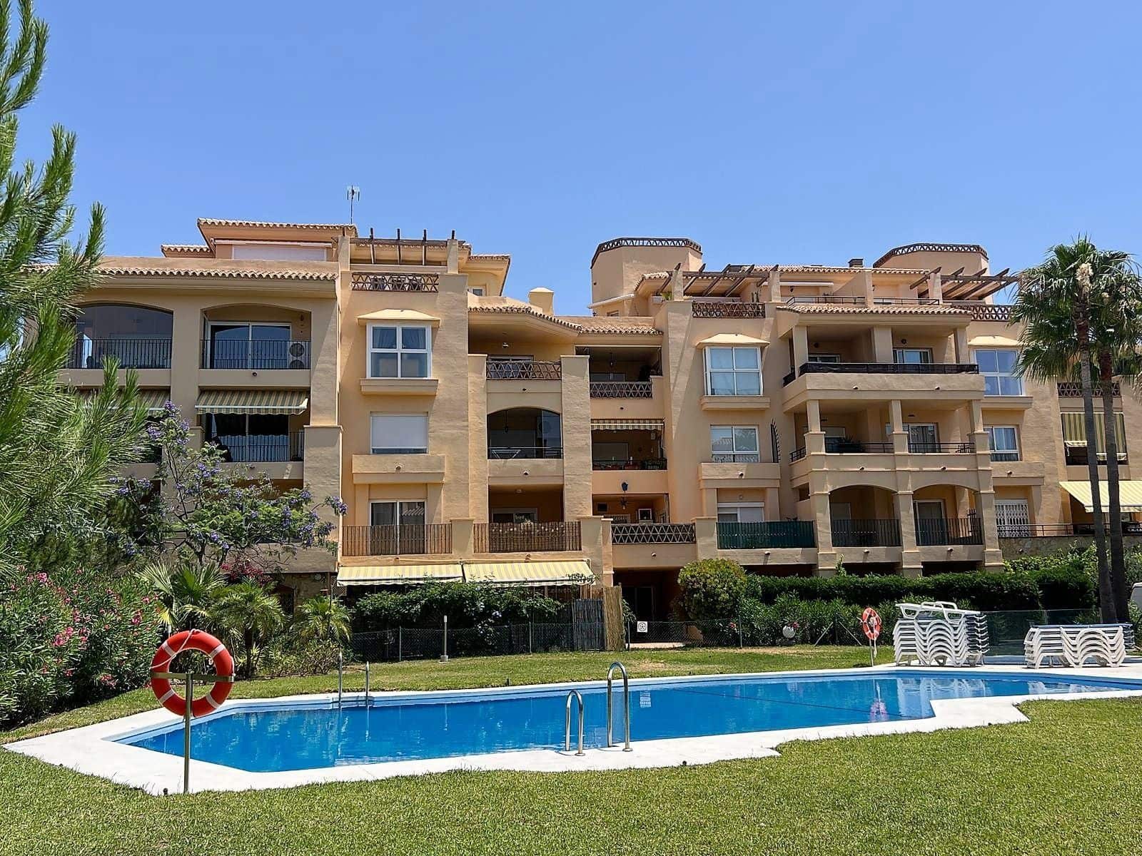 2 bedroom Apartment for sale in Calahonda - € 369,000 (Ref: 9738678)