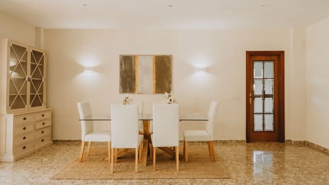 6 makuuhuone Huvila myytävänä paikassa Marbesa, Marbella - 1 900 000 € (Ref: 9738680)