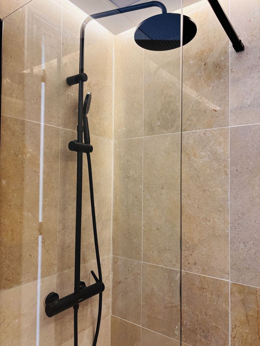 3 chambre Appartement à vendre à La Duquesa / Puerto de la Duquesa - 550 000 € (Ref: 9738681)