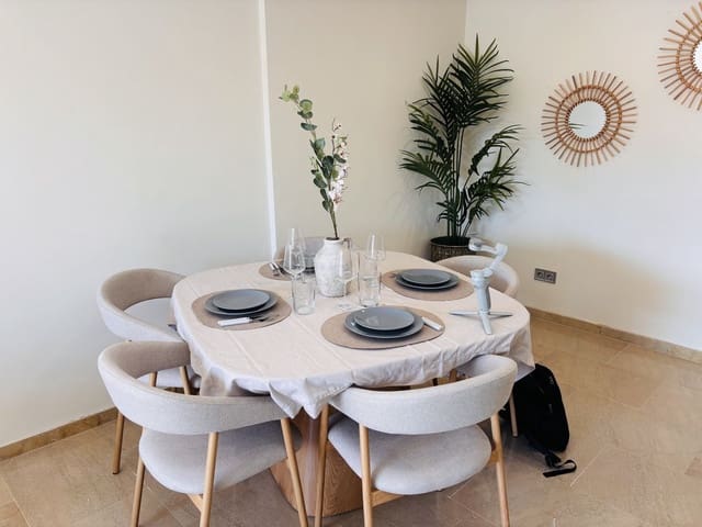 3 chambre Appartement à vendre à La Duquesa / Puerto de la Duquesa, Manilva - 550 000 € (Ref: 9738681)