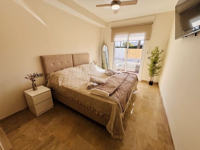 3 chambre Appartement à vendre à La Duquesa / Puerto de la Duquesa, Manilva - 550 000 € (Ref: 9738681)