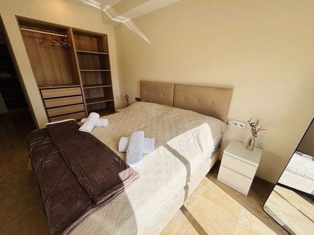 3 chambre Appartement à vendre à La Duquesa / Puerto de la Duquesa, Manilva - 550 000 € (Ref: 9738681)