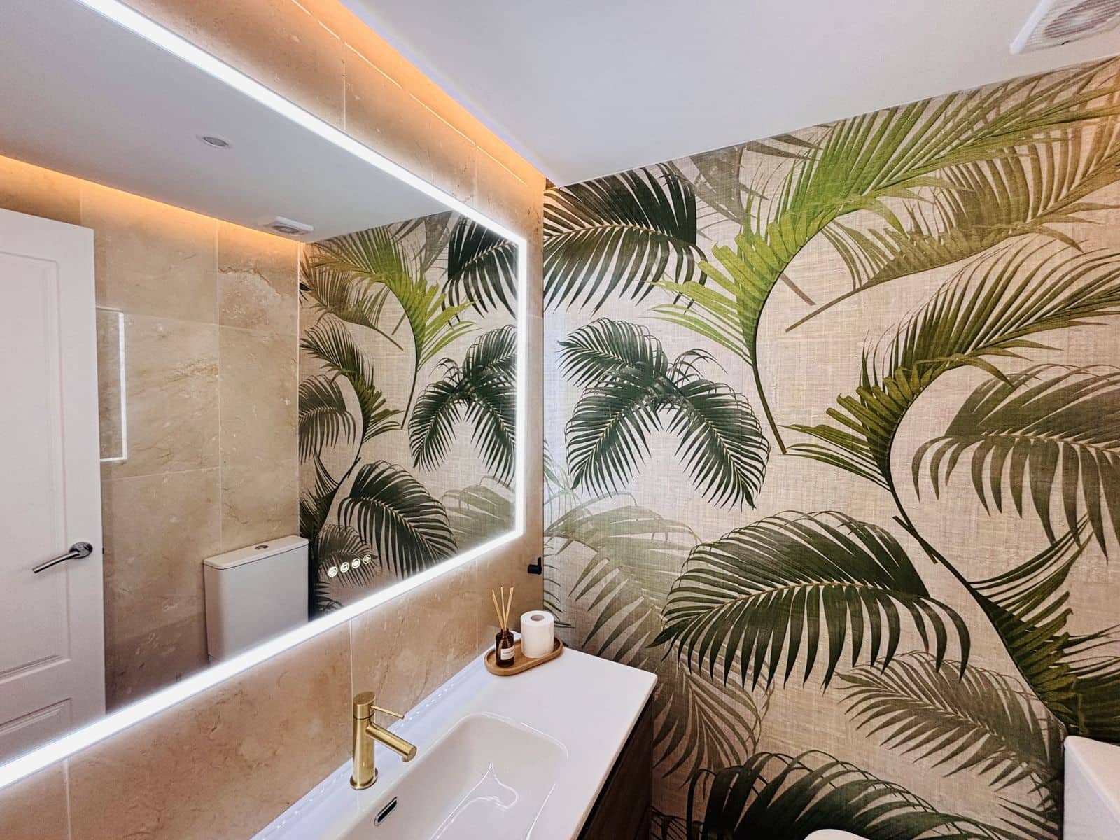 3 chambre Appartement à vendre à La Duquesa / Puerto de la Duquesa - 550 000 € (Ref: 9738681)