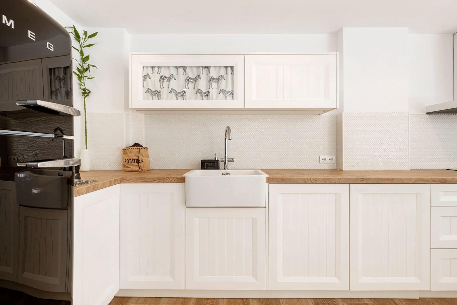 2 bedroom Apartment for sale in New Golden Mile - € 435,000 (Ref: 9738682)